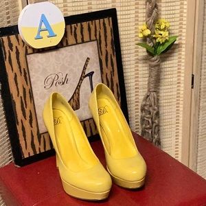 HIGH HEEL SHOES WITH PLATFORM, Size 9